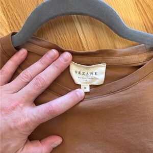 Sézane Women's Crewneck Top in Warm Caramel Brown